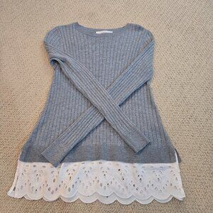 Loft Womens XS Grey & White Sweater Long Sleeves